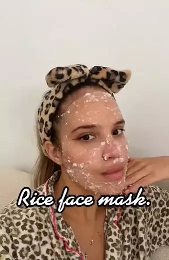 Wanita atasi wajah kendur dan kusam Berbagai sumber