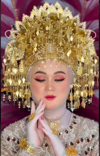 Transformasi makeup pengantin wanita albino berbagai sumber