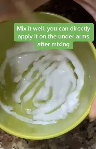 Mencerahkan ketiak hitam dan bertekstur Berbagai sumber