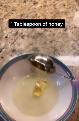 Mengecilkan ukuran pori wajah tanpa oatmeal Berbagai sumber