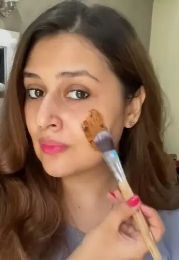 Atasi wajah kusam dan menua Berbagai sumber Atasi wajah kusam dan menua Berbagai sumber