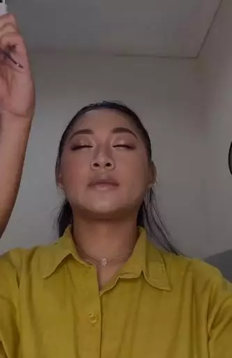 Transformasi makeup wajah bekas jerawat dan bertekstur TikTok Transformasi makeup wajah bekas jerawat dan bertekstur TikTok