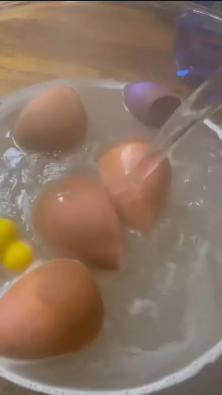 cara bersihkan spons makeup bernoda hitam berbagai sumber cara bersihkan spons makeup bernoda hitam berbagai sumber