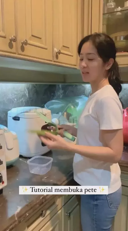 dapur rumah bunga zainal © 2024 brilio.net