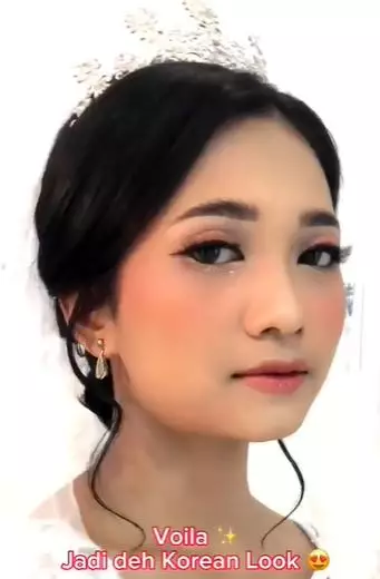Transformasi makeup wanita kantung mata tebal TikTok