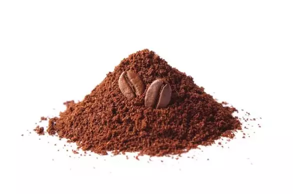 Menghitamkan rambut uban ala emak-emak Berbagai sumber