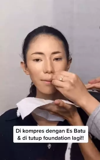 Transformasi makeup wanita wajah kering berbagai sumber