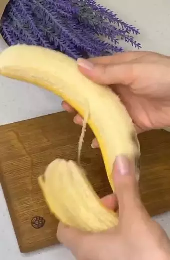 Cegah wajah mengendur ala wanita muda TikTok