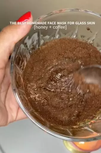 Kencangkan wajah kendur ala wanita berkulit gelap Berbagai sumber Kencangkan wajah kendur ala wanita berkulit gelap Berbagai sumber