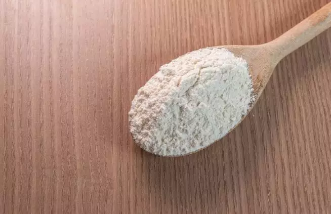 Bersihkan pori-pori wajah agar lebih mengecil Berbagai sumber