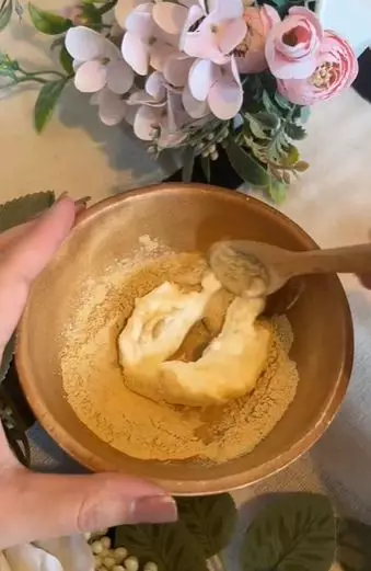 Wanita India ini hilangkan flek hitam Berbagai sumber Wanita India ini hilangkan flek hitam Berbagai sumber