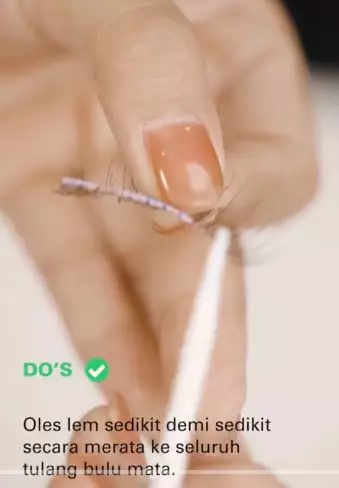 Trik memasang bulu mata palsu agar lemnya tak menggumpal TikTok
