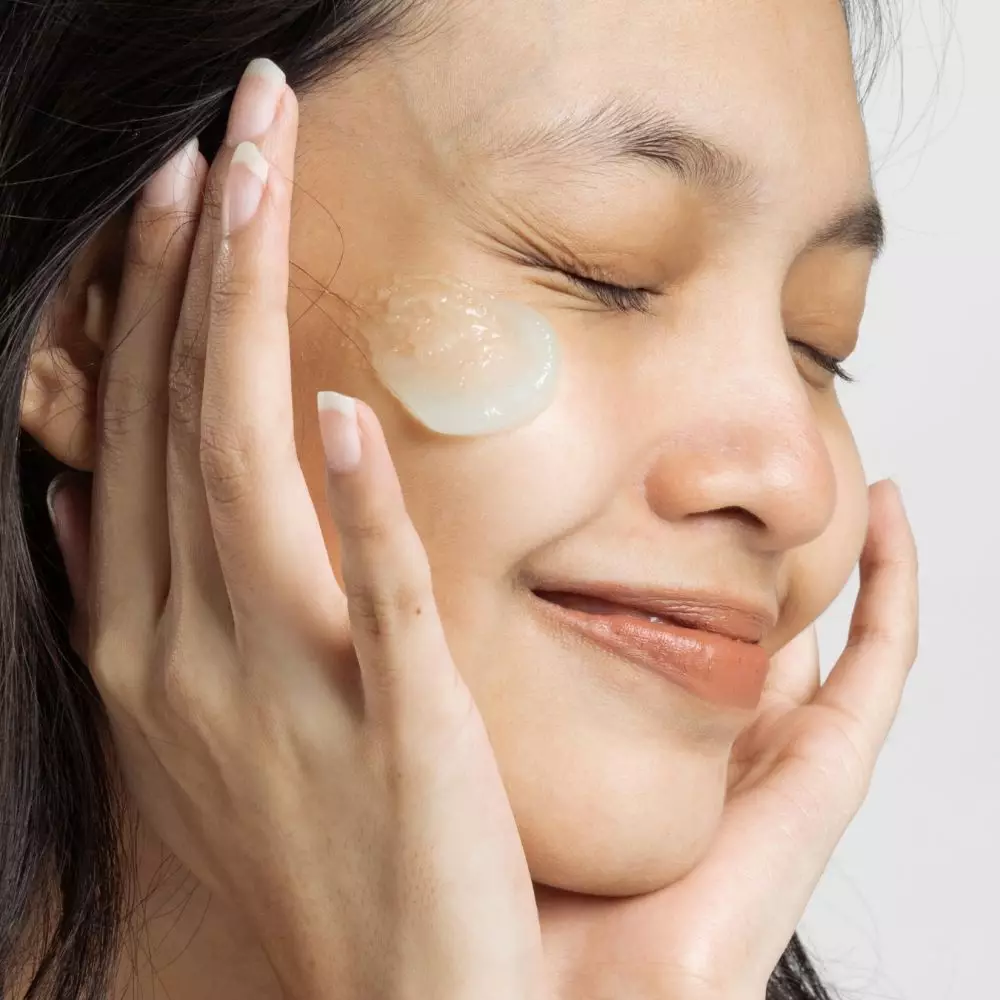 skincare yang boleh dan tidak boleh disimpan dalam kulkas © 2024 brilio.net
