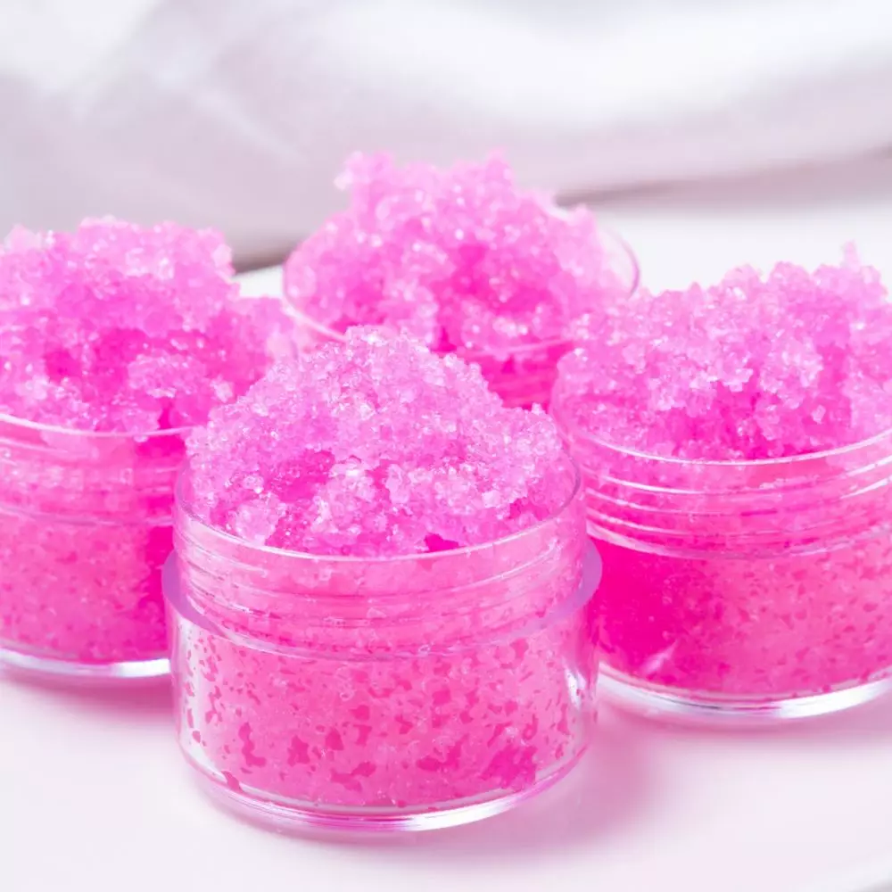 10 Cara efektif untuk mengatasi bibir yang gelap © 2024 canva