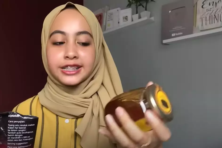 cara pudarkan bekas jerawat pakai 2 bahan dapur © 2024 brilio.net cara pudarkan bekas jerawat pakai 2 bahan dapur © 2024 brilio.net