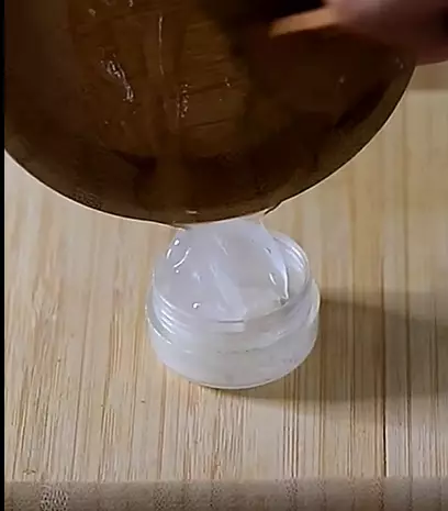 cara mencerahkan flek hitam berbagai sumber