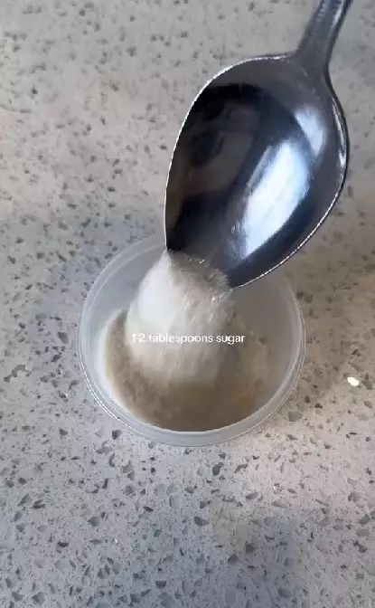 Beauty enthusiast bersihkan komedo di hidung TikTok