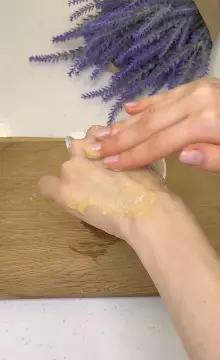 trik cegah kerutan pakai susu berbagai sumber