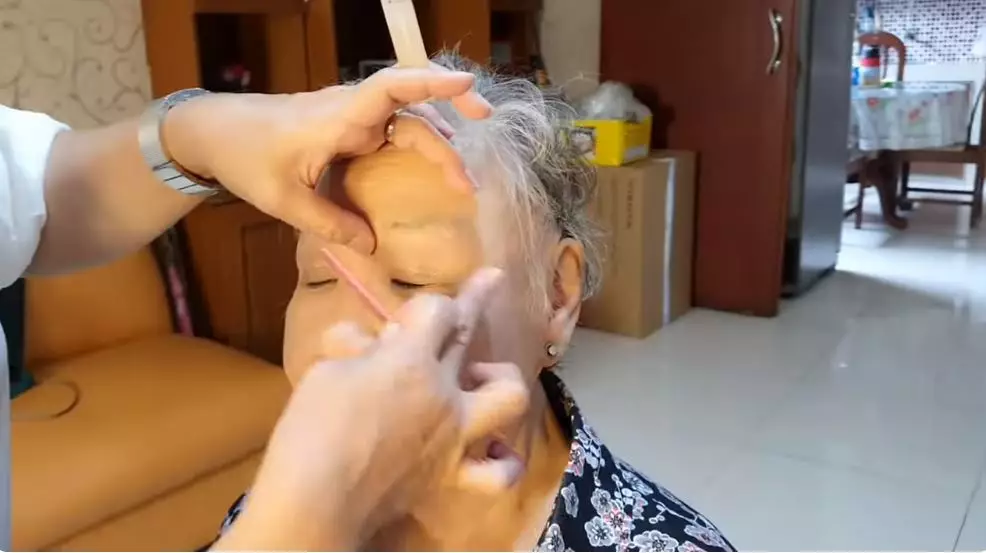 transformasi makeupnya bikin flek hitam auto lenyap berbagai sumber transformasi makeupnya bikin flek hitam auto lenyap berbagai sumber