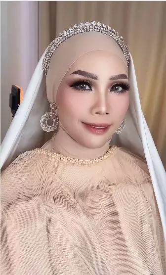 wajah wanita berflek hitam dan kulit kusam berbagai sumber wajah wanita berflek hitam dan kulit kusam berbagai sumber