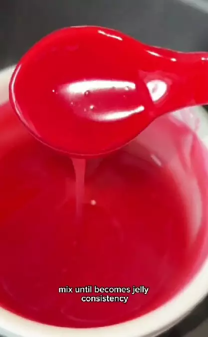 3 bahan alami atasi wajah kendur ala wanita TikTok 3 bahan alami atasi wajah kendur ala wanita TikTok