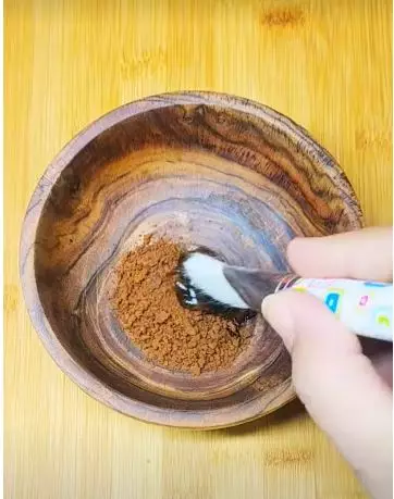 cara atasi tangan belang pakai kopi berbagai sumber