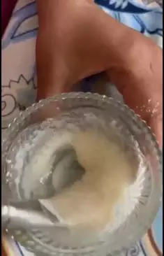 tunjukkan cara memutihkan ketiak hitam berbagai sumber