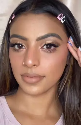 Transformasi makeup mata panda tebal mirip barbie eksotis TikTok Transformasi makeup mata panda tebal mirip barbie eksotis TikTok