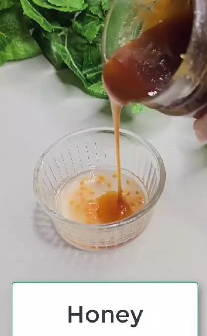 Atasi leher hitam pakai madu dicampur 3 bahan alami TikTok