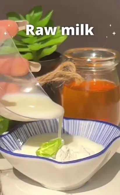 3 bahan dapur bikin wajah glowing dan kencang TikTok 3 bahan dapur bikin wajah glowing dan kencang TikTok