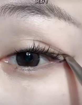 cara mudah membuat winged eyeliner berbagai sumber cara mudah membuat winged eyeliner berbagai sumber