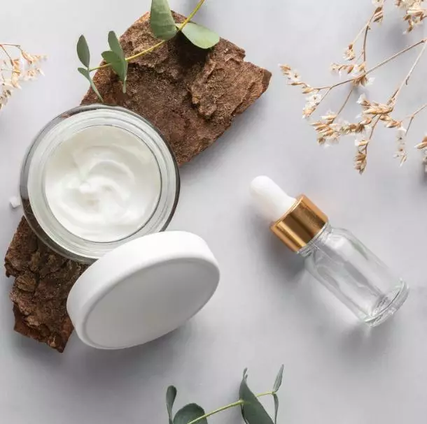 kandungan skincare ini ternyata nggak boleh dipakai bersamaan berbagai sumber