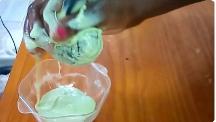 cara atasi rambut rontok berlebihan berbagai sumber