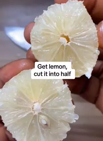 Wanita atasi ketiak hitam dengan 2 bahan dapur TikTok Wanita atasi ketiak hitam dengan 2 bahan dapur TikTok