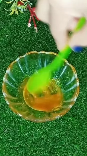 3 bahan dapur memutihkan gigi bernoda kuning TikTok