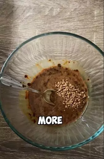 Mengecilkan pori-pori wajah yang terbuka TikTok