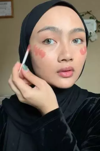 Transformasi cewek wajah jerawat meradang peach makeup TikTok Transformasi cewek wajah jerawat meradang peach makeup TikTok
