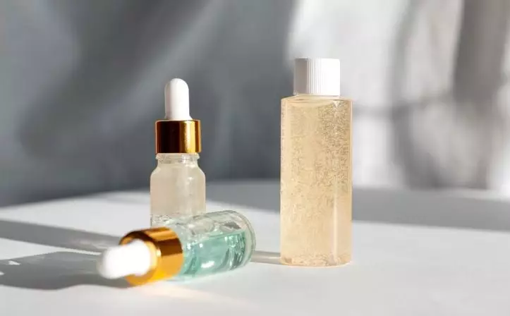 7 Perpaduan kandungan skincare bikin cerah glowing freepik.com