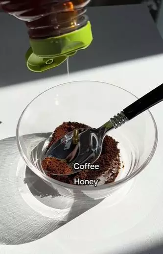 Cara pudarkan mata panda membandel kopi madu TikTok Cara pudarkan mata panda membandel kopi madu TikTok