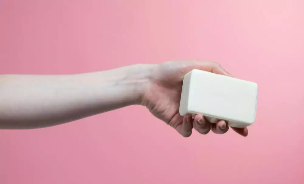 Kenali 10 kandungan skincare untuk mencerahkan kulit © 2024 berbagai sumber Kenali 10 kandungan skincare untuk mencerahkan kulit © 2024 berbagai sumber
