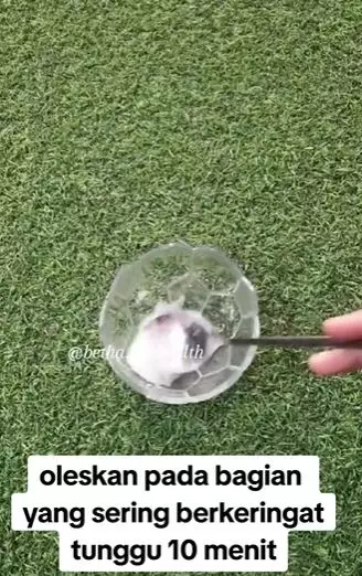 Mengurangi bau ketiak asam pakai 2 bahan alami Berbagai sumber Mengurangi bau ketiak asam pakai 2 bahan alami Berbagai sumber