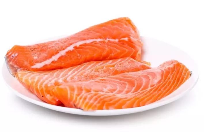 7 Makanan rekomendasi dokter untuk kulit kering Berbagai sumber