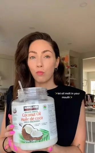 VCO atasi gigi kuning berkarang TikTok VCO atasi gigi kuning berkarang TikTok