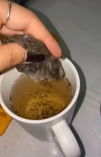 Teh hijau mata bengkak TikTok