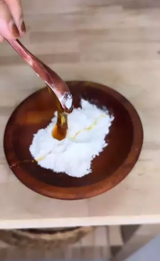 emak-emak tunjukkan cara cerahkan wajah Instagram