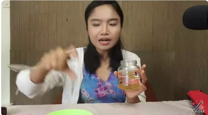 hilangkan plak gigi pakai minyak kelapa berbagai sumber