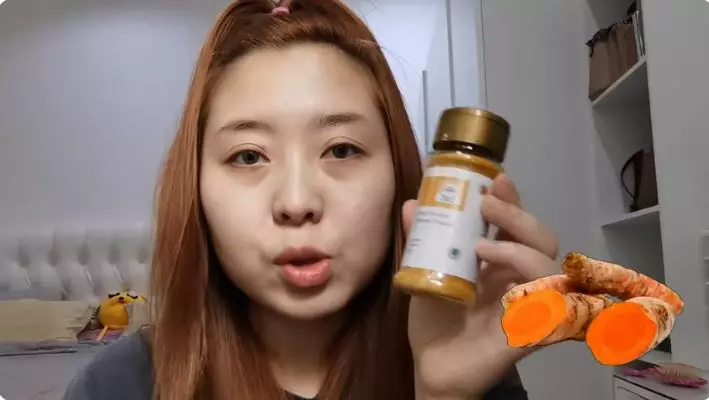 menghilangkan kantung mata pakai kunyit berbagai sumber