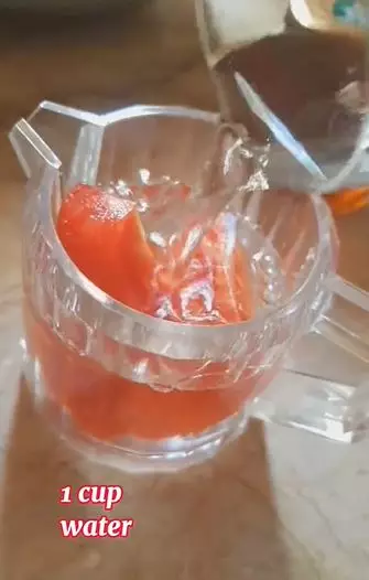 Atasi mata panda pakai tomat madu Berbagai sumber