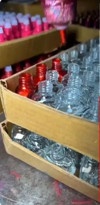 Potret pembuatan kutek nggak habis pikir berbagai sumber Potret pembuatan kutek nggak habis pikir berbagai sumber