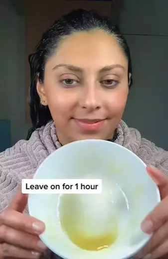 2 Bahan menumbuhkan rambut mudah rontok TikTok